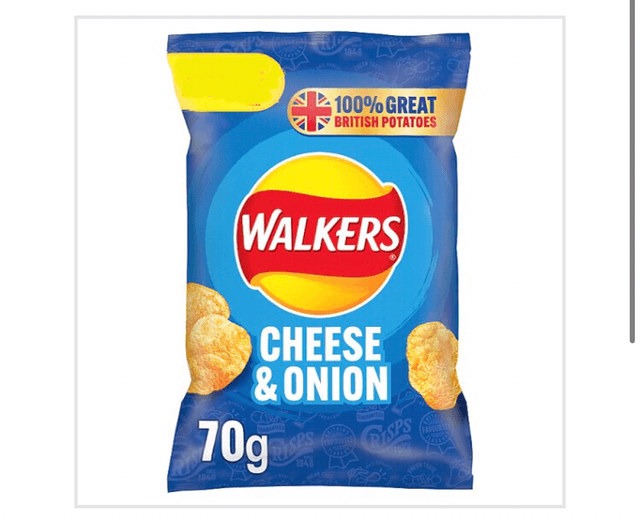 Walkers Cheese &amp; Onion Crisps 70g